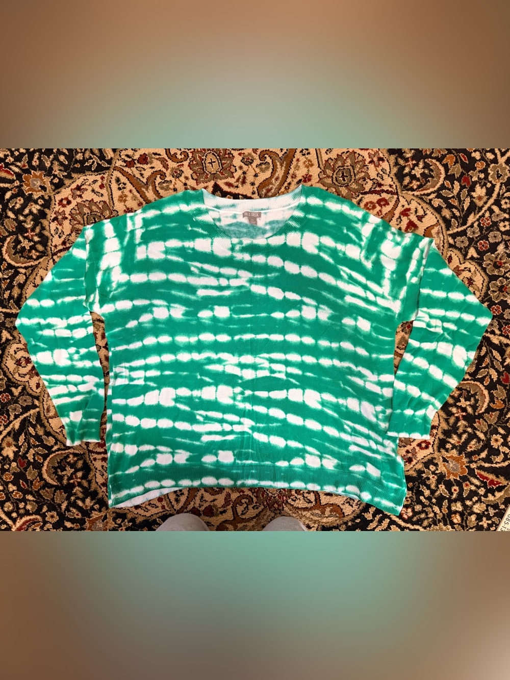 2x Falls Creek Green and White Tie-Dye Sweater